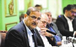 پیشنهاد مشاور وزیر امور خارجه برای میزبانی کیش از دور جدید گفت‌وگوهای ایرانی – عربی