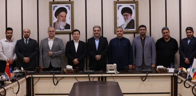 دیدار مدیرعامل شرکت مدیران خودرو چین با مدیرعامل شرکت عمران، آب و خدمات کیش