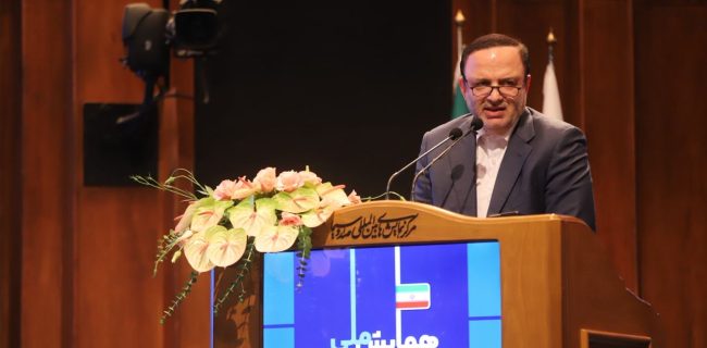 بازگشت مزیت‌های قانونی و توسعه مناطق آزاد، راهبرد اصلی دولت چهاردهم