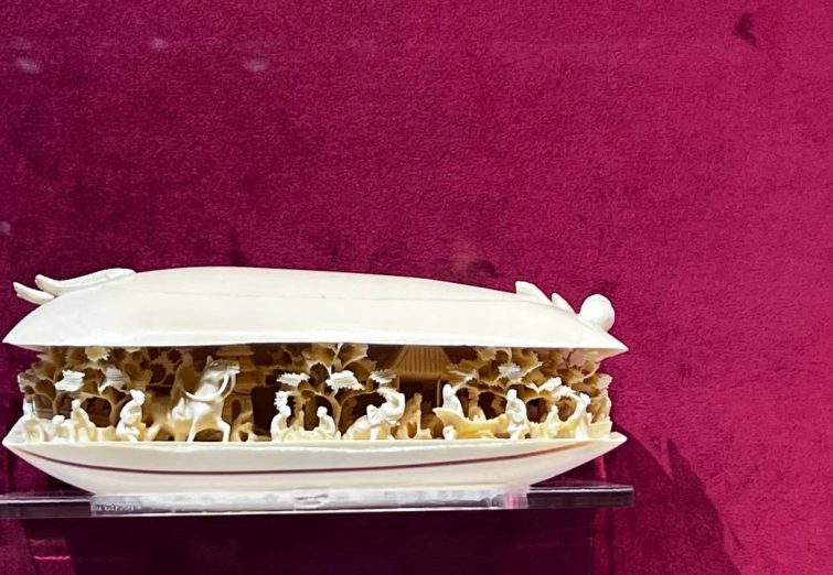 اثار فاخر موزه هزاره‌های هنر 