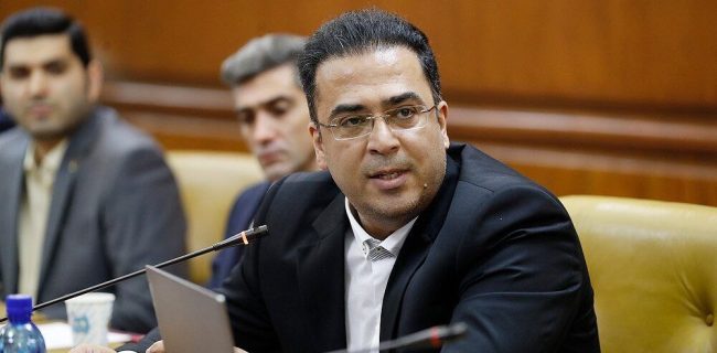 حقوق بگیران کیش زیر بار مالیات های تکراری
