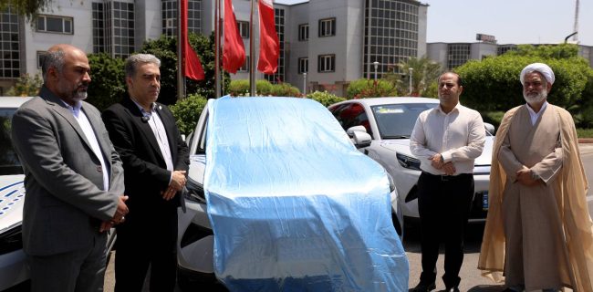 رونمایی از ۴ خودروی برقی جدید برای نوسازی ناوگان نظارت حمل‌ونقل عمومی کیش